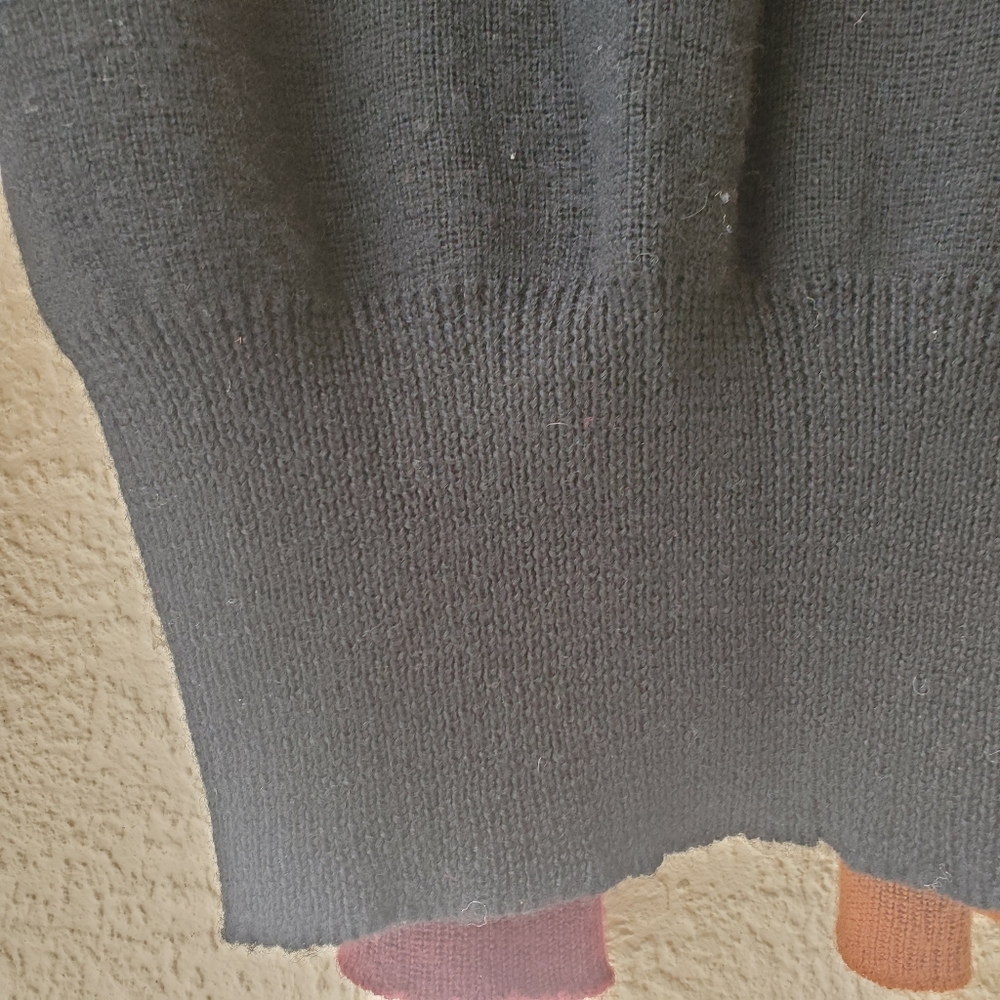 Vintage Black Wool Color Block Pull Over Style Unisex Sweater Attached Scarf L - Picture 11 of 11